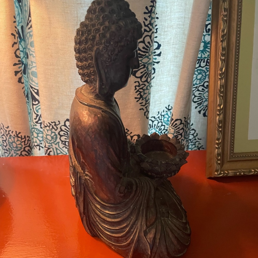 Rustic Buddha Statue - Picture 4 of 10